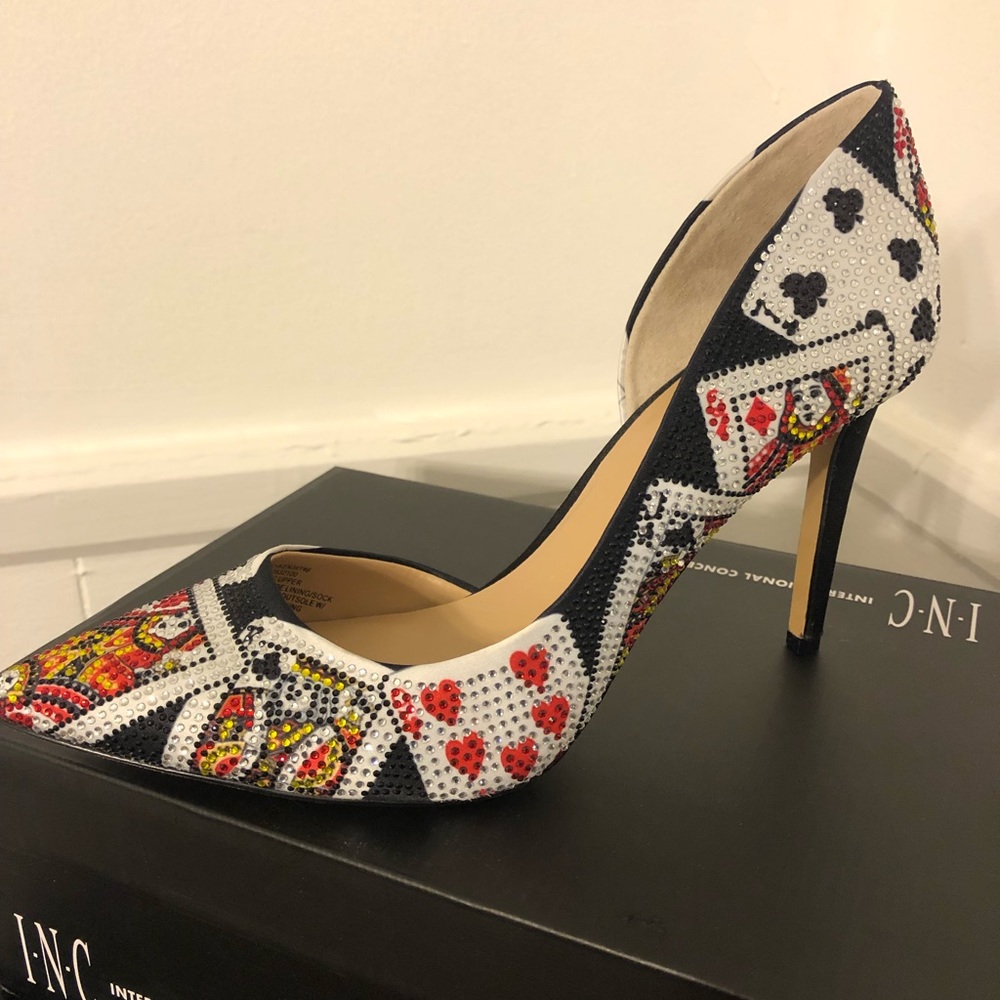 INC heels